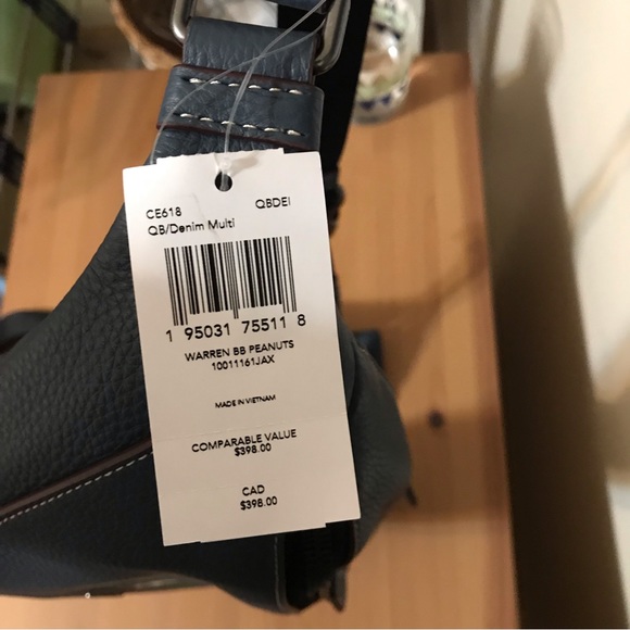 🐶 Coach X Peanuts Warren Belt Bag With Snoopy Christmas Motif - Picture 9 of 10